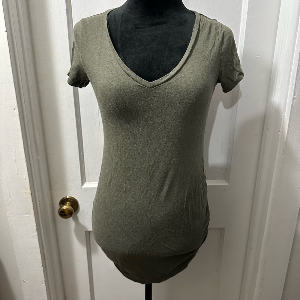 Motherhood Maternity‎ Olive Short Sleeve Top in XS